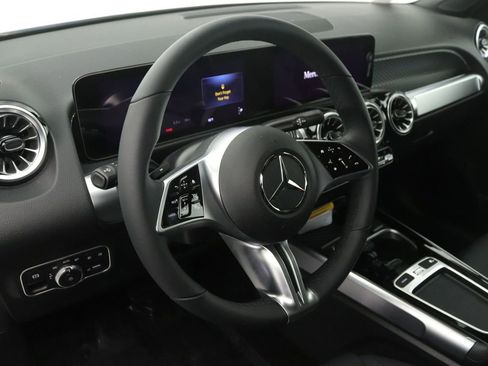New 2026 Mercedes-Benz GLB 250 GLB 250 image 5