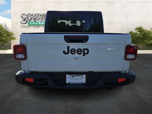 New 2026 Jeep Gladiator Sport AWD/4WD image 4