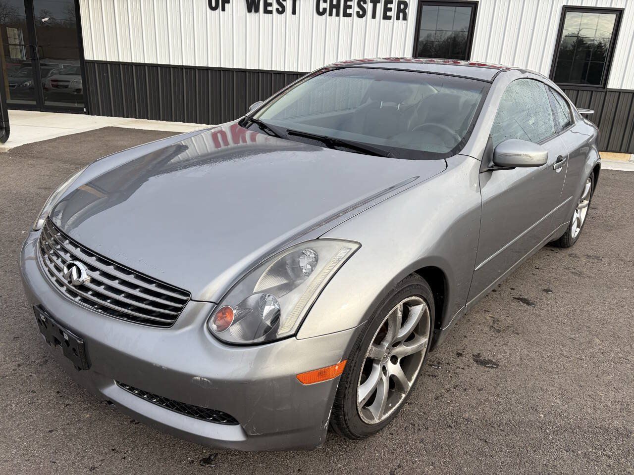 Used 2003 INFINITI G35 Coupe w/ Performance Tire & Wheel Pkg RWD image 2