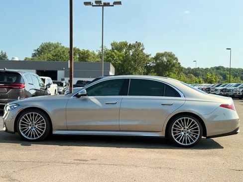 Used 2023 Mercedes-Benz S 580 4MATIC Sedan w/ AMG Line image 51