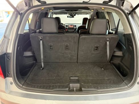 Used 2017 Honda Pilot Elite image 21