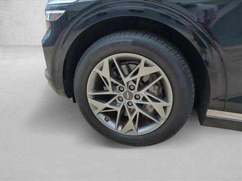 Used 2025 Genesis GV70 2.5T w/ Advanced Package AWD/4WD image 24