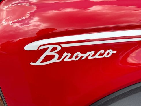 Used 2024 Ford Bronco Heritage Edition AWD/4WD image 26