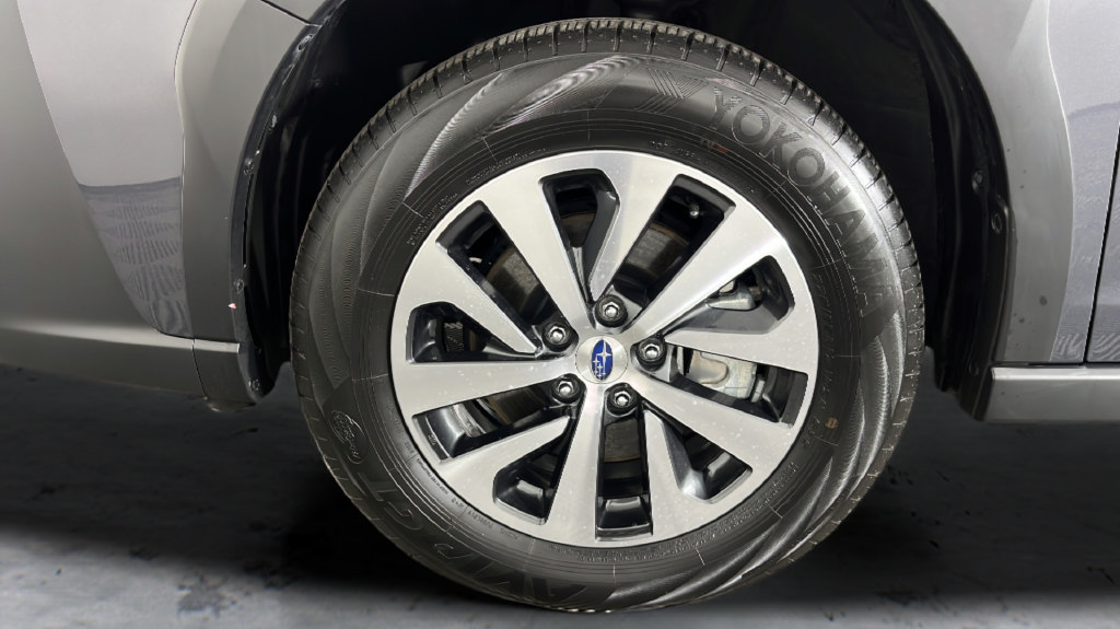 Used 2023 Subaru Outback Premium AWD/4WD image 43