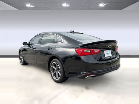 Used 2025 Chevrolet Malibu RS FWD image 3