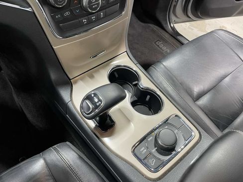 Used 2015 Jeep Grand Cherokee Limited AWD/4WD image 13