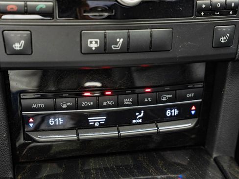 Used 2012 Mercedes-Benz E 350 4MATIC Sedan image 40
