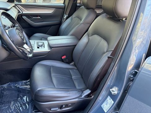 Used 2025 MAZDA CX-70 3.3 Turbo w/ Preferred Package image 23