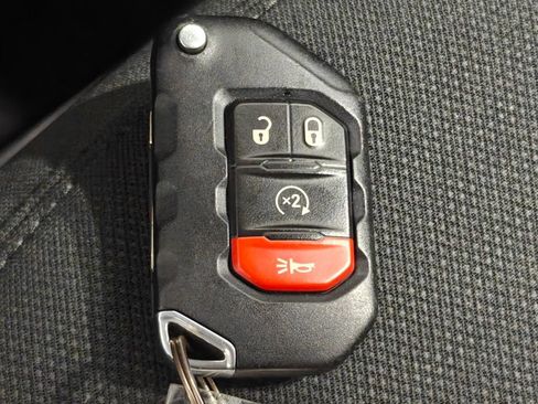 Used 2021 Jeep Wrangler Unlimited Sport AWD/4WD image 11