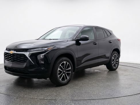 Used 2025 Chevrolet TrailBlazer LT AWD/4WD image 3