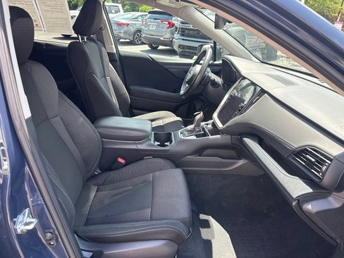 Used 2025 Subaru Outback Premium w/ Popular Package #1A AWD/4WD image 31