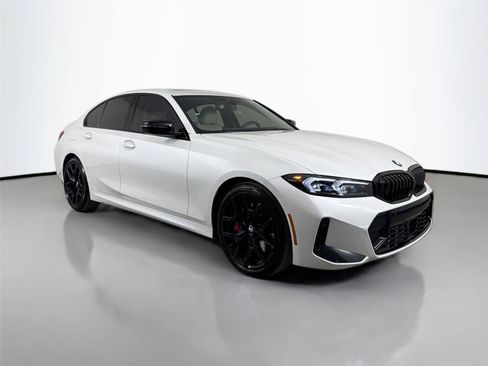 Used 2026 BMW 330i Sedan w/ M Sport Package RWD image 3