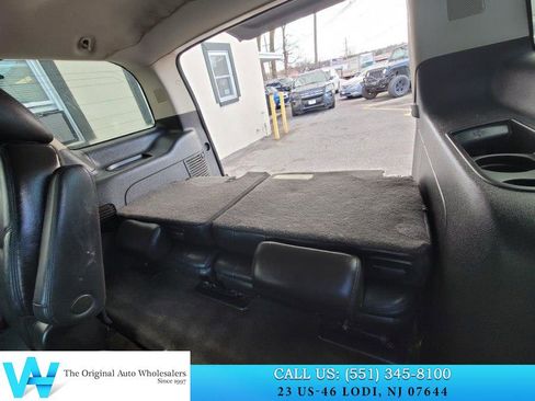 Used 2011 Cadillac Escalade AWD w/ Touring Package image 11