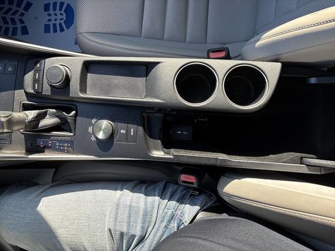 Used 2015 Lexus IS 250 image 28