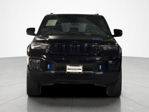 Used 2023 Jeep Grand Cherokee Trailhawk w/ Advanced Protech Group II AWD/4WD image 8