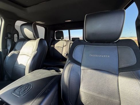 Used 2020 RAM 3500 Laramie image 12