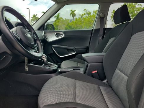 Used 2021 Kia Soul X-Line FWD image 24