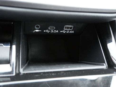 Certified 2023 Subaru Outback Premium image 32