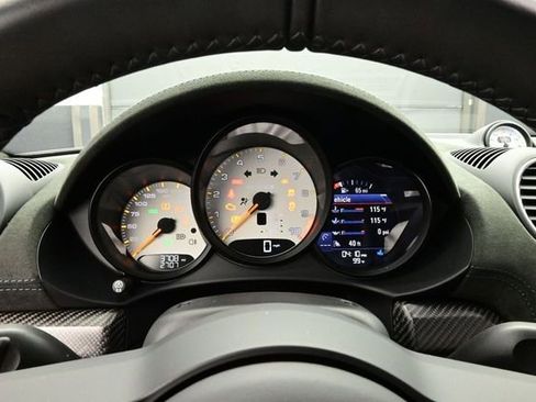 Certified 2024 Porsche 718 Cayman GT4 RS RWD image 9