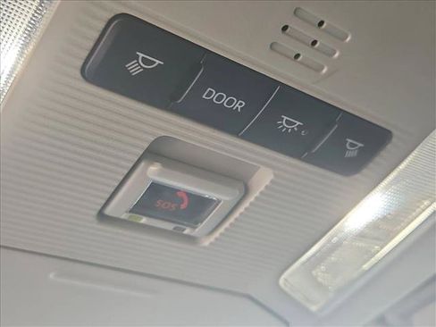 Used 2022 Toyota RAV4 XLE AWD/4WD image 20