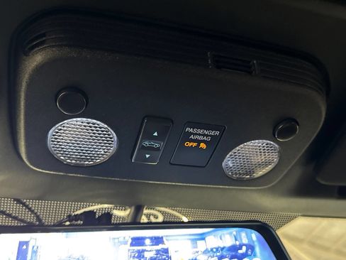 Used 2019 Ford Mustang GT Premium RWD image 31