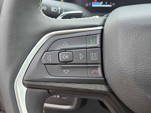 Used 2025 Jeep Grand Cherokee Laredo X w/ Luxury Tech Group I image 22