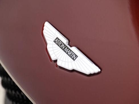 Used 2023 Aston Martin DBS Coupe RWD image 9