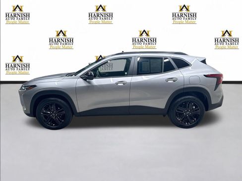 New 2026 Chevrolet Trax ACTIV w/ Sunroof Package FWD image 11