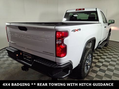 Used 2024 Chevrolet Silverado 2500 W/T w/ WT Convenience Package image 5