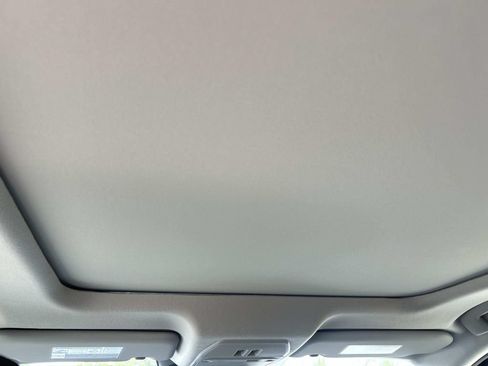 New 2026 Nissan Kicks SV w/ SV Premium Package FWD image 25