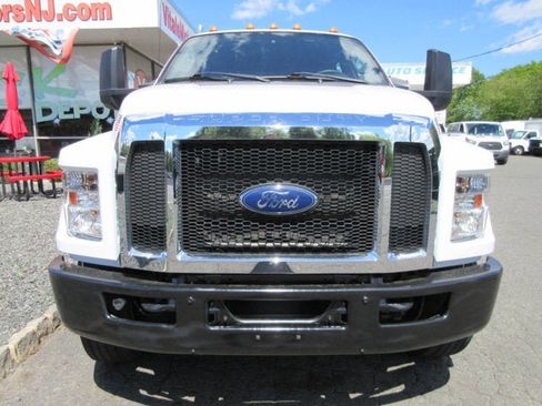 Used 2019 Ford F750 2WD Crew Cab Super Duty image 19