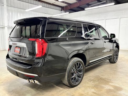 Used 2023 GMC Yukon XL Denali w/ Max Trailering Package AWD/4WD image 7