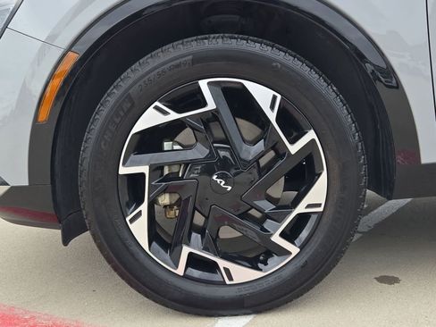 Certified 2024 Kia Sportage SX AWD/4WD image 12