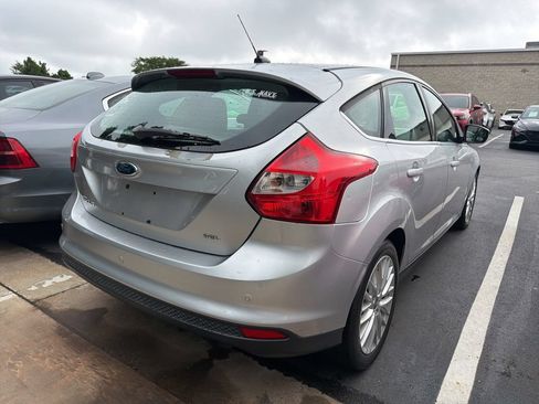 Used 2012 Ford Focus SEL FWD image 3