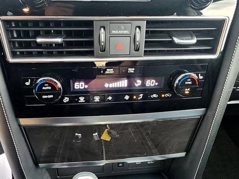 Used 2024 INFINITI QX80 Luxe image 24