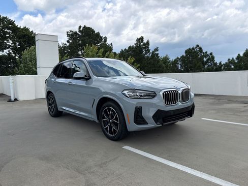 Certified 2024 BMW X3 xDrive30i w/ Premium Package AWD/4WD image 6