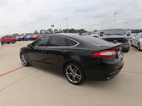 Used 2014 Ford Fusion Titanium FWD image 16