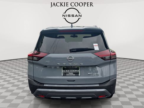 Used 2023 Nissan Rogue SL w/ SL Premium Package AWD/4WD image 6