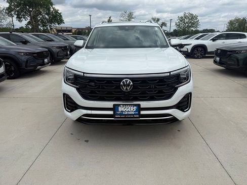 Used 2025 Volkswagen Atlas SEL Premium R-Line AWD/4WD image 3
