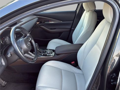 Used 2023 MAZDA CX-30 AWD 2.5 S w/ Premium Package image 11