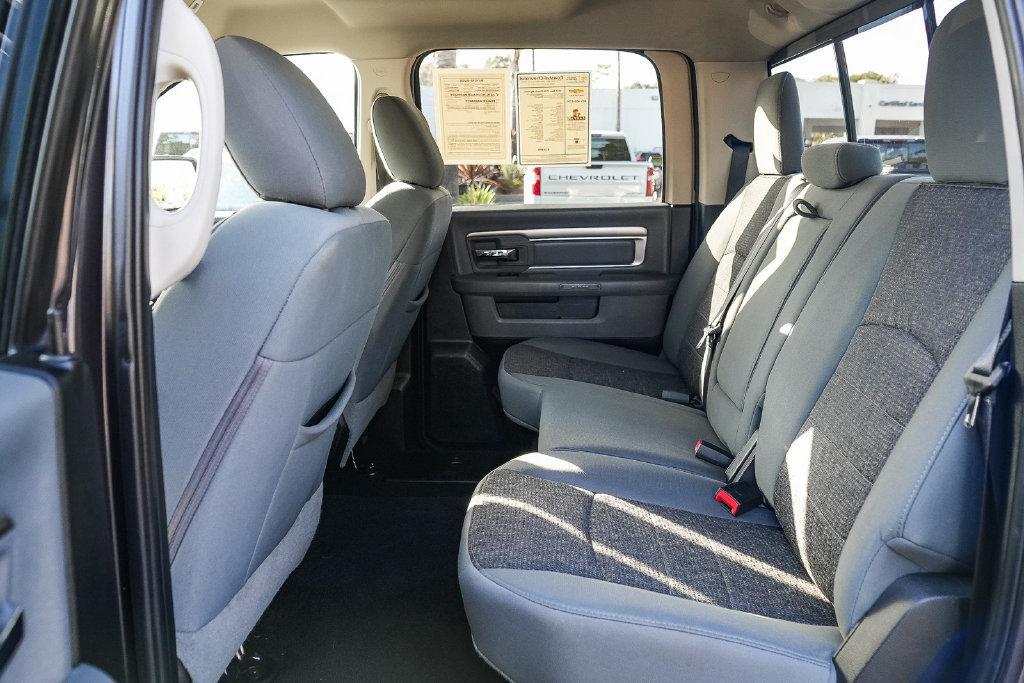 Used 2019 RAM 1500 Big Horn RWD image 16