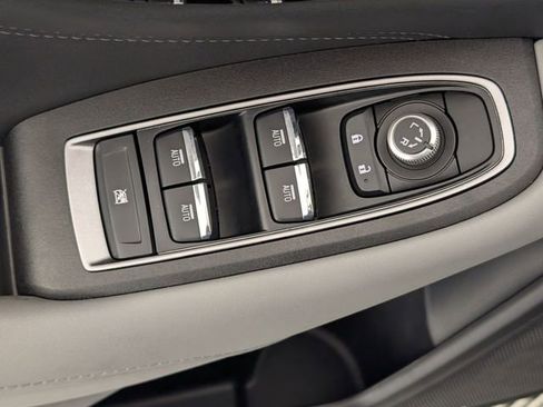 Used 2025 Subaru Outback Limited w/ Popular Package #2 image 12