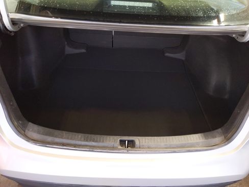 Certified 2023 Toyota Corolla LE image 32