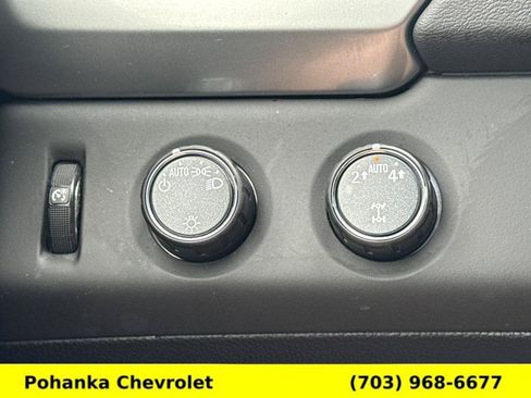 Used 2018 Chevrolet Tahoe LT AWD/4WD image 17