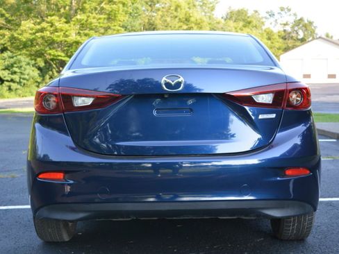 Used 2017 MAZDA MAZDA3 Sport FWD image 7