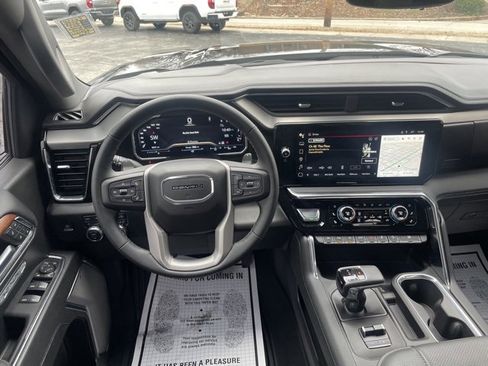 Used 2023 GMC Sierra 1500 Denali w/ Denali Reserve Package image 16