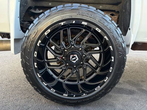 Used 2018 GMC Sierra 3500 Denali w/ Duramax Plus Package image 18