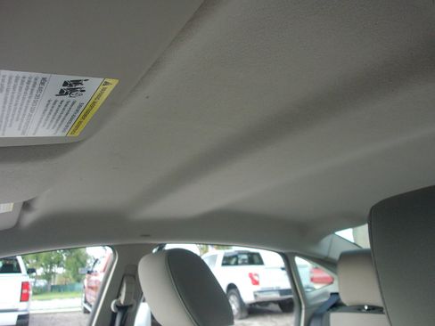 Used 2012 Ford Fiesta S FWD image 15