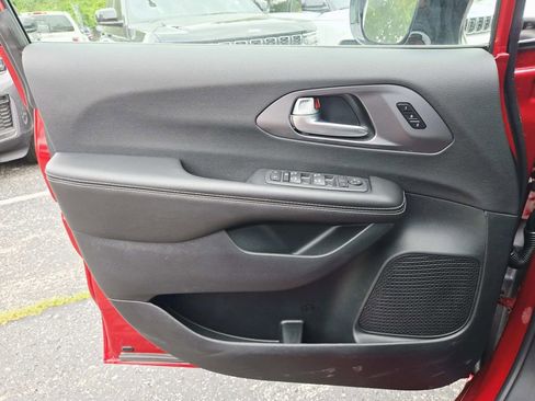 New 2026 Chrysler Pacifica Select FWD image 30