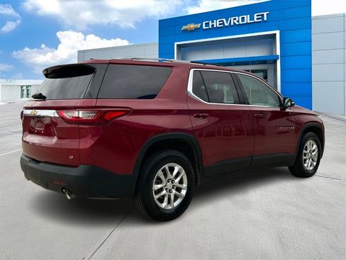 Used 2018 Chevrolet Traverse LT image 5
